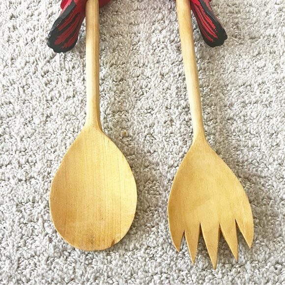 Wooden Salad Serving Set Cardinal Bird Utensils Fork Spoon Farmhouse Cottage - Picture 3 of 9